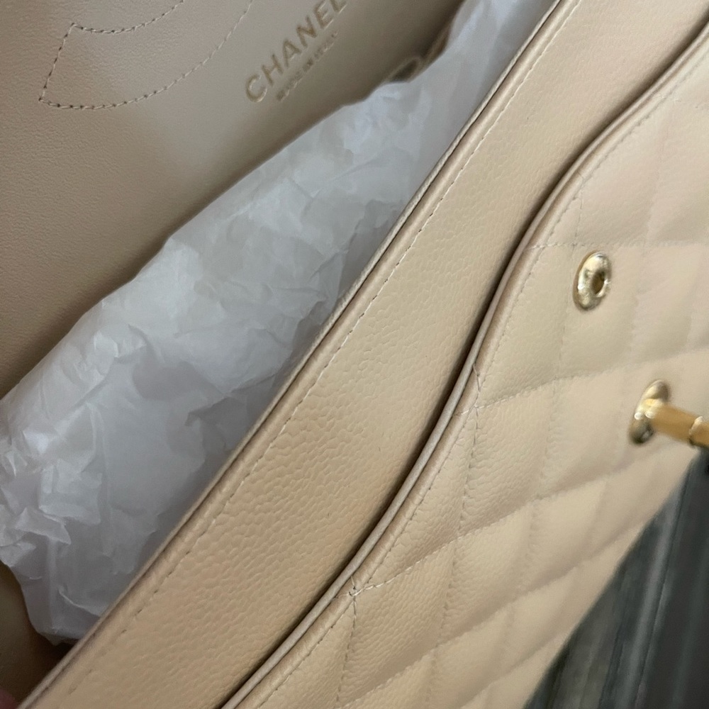 Jumbo classic caviar beige Chanel bag - Picture 7 of 7
